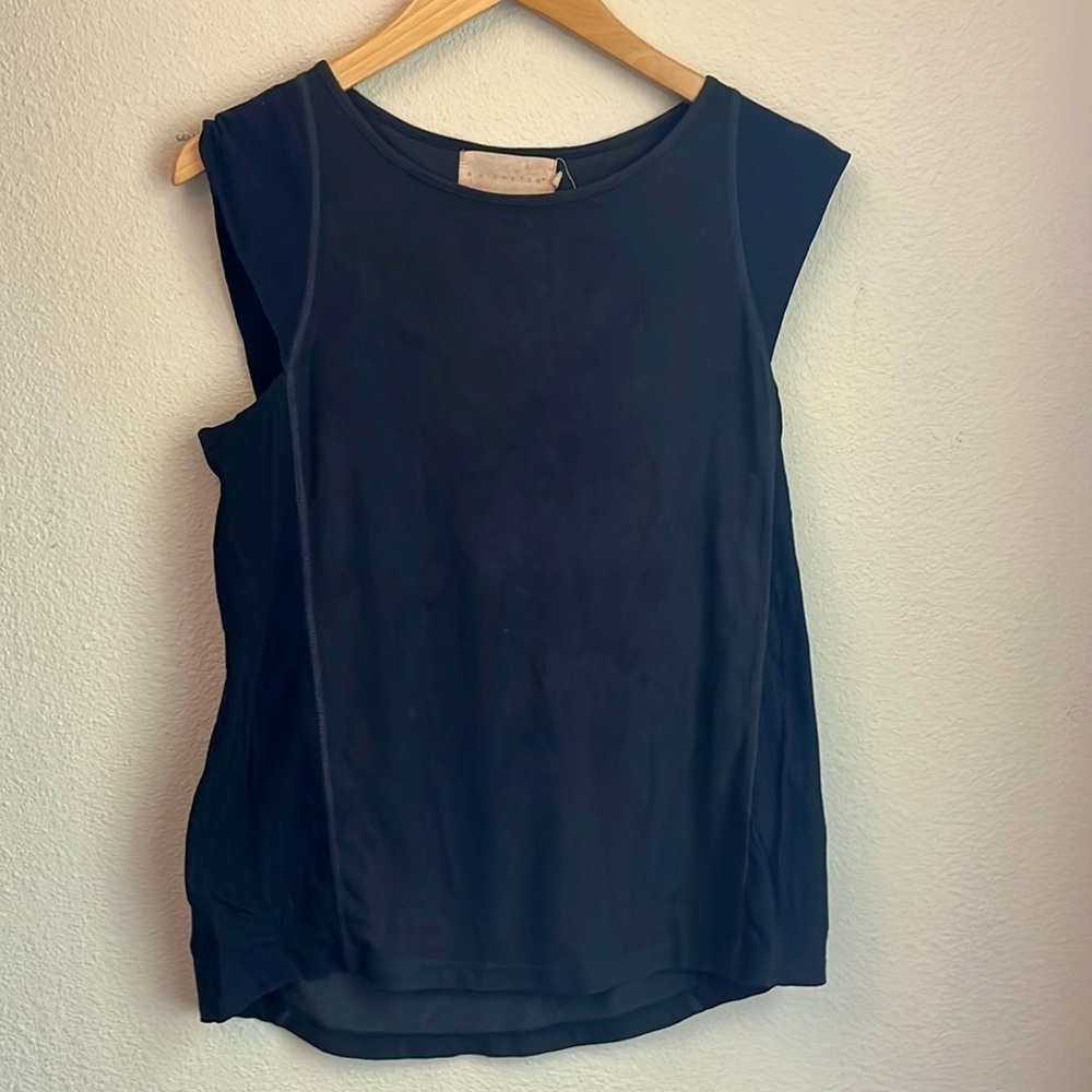 A Niemeyer tank
